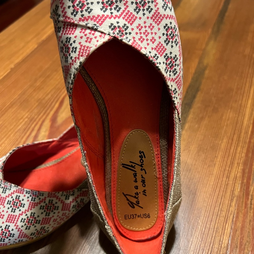 Piranda‎ Shoes - Picture 3 of 4